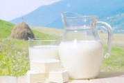喝牛奶可以养胃吗？