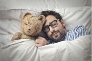 男人睡眠不好是什么原因引起的,男人睡眠不好是什么原因引起的怎样调理