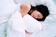 睡觉流口水什么原因男性男人睡觉总是流口水是什么原因