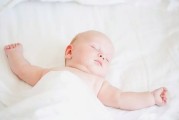 小孩子睡觉爱出汗是什么原因小孩子睡觉爱出汗是什么原因呢
