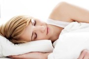 女人晚上睡觉老出汗是什么原因,女人晚上睡觉出汗是什么原因吃什么药