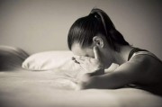 失眠会引起哪些症状女性失眠会引起哪些症状