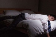 睡觉时身体突然抽搐一下的原因是长高吗的简单介绍