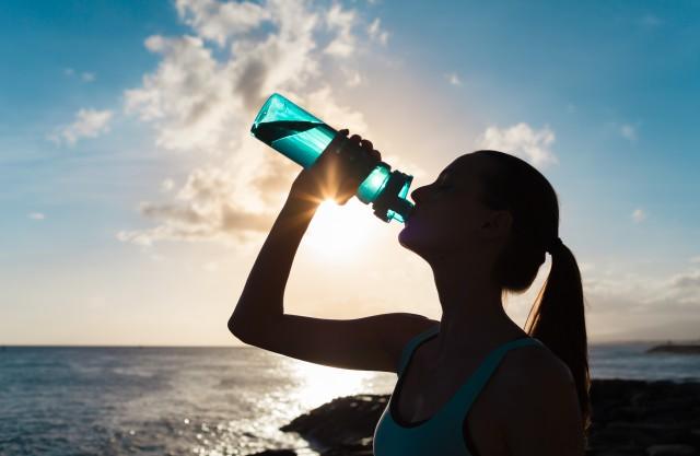 喝水可以减肥是真的吗喝水可以减肥