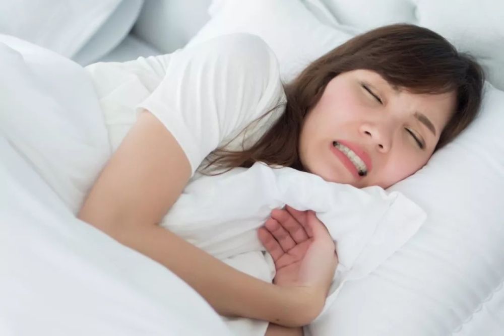 睡觉时经常流口水是什么原因睡觉时经常流口水是什么原因造成的