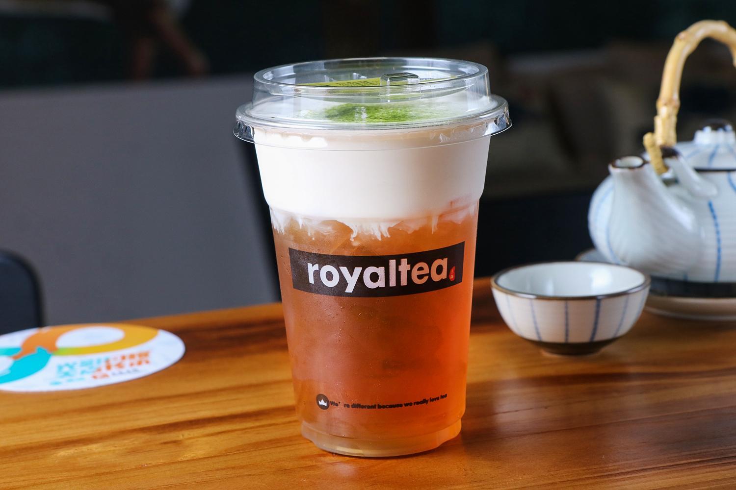 包含royaltea皇茶加盟热线teastory连锁的词条