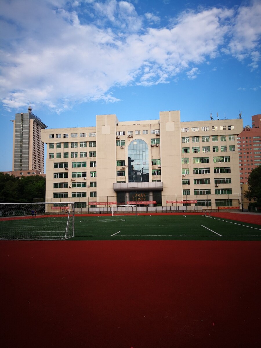 学院国际大厦学院