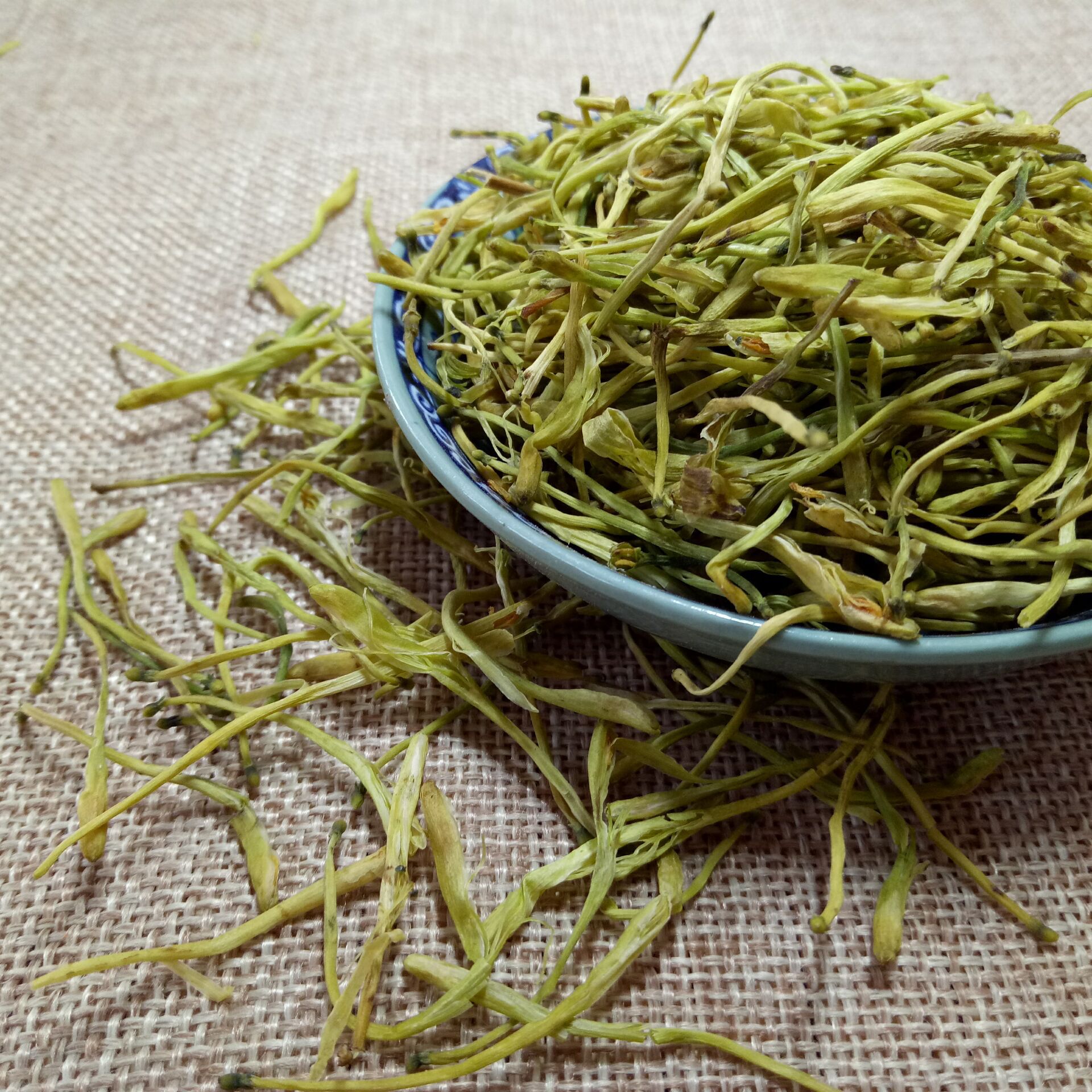 金银花药材金银花药材多少钱一斤