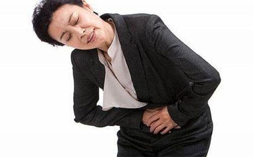 胆囊炎的症状是哪里疼的简单介绍