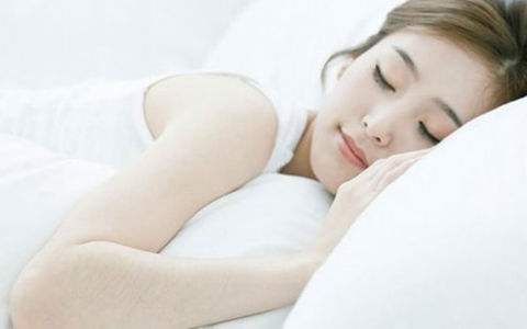 晚上睡觉流口水的原因是什么,夜间睡觉流口水是什么原因